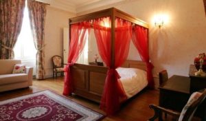 Chateau De Montbraye 13027905 92