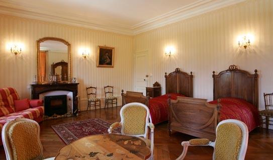 Chateau De Montbraye 13027906 93