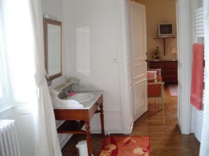 Chateau De Montbraye 13088235 72