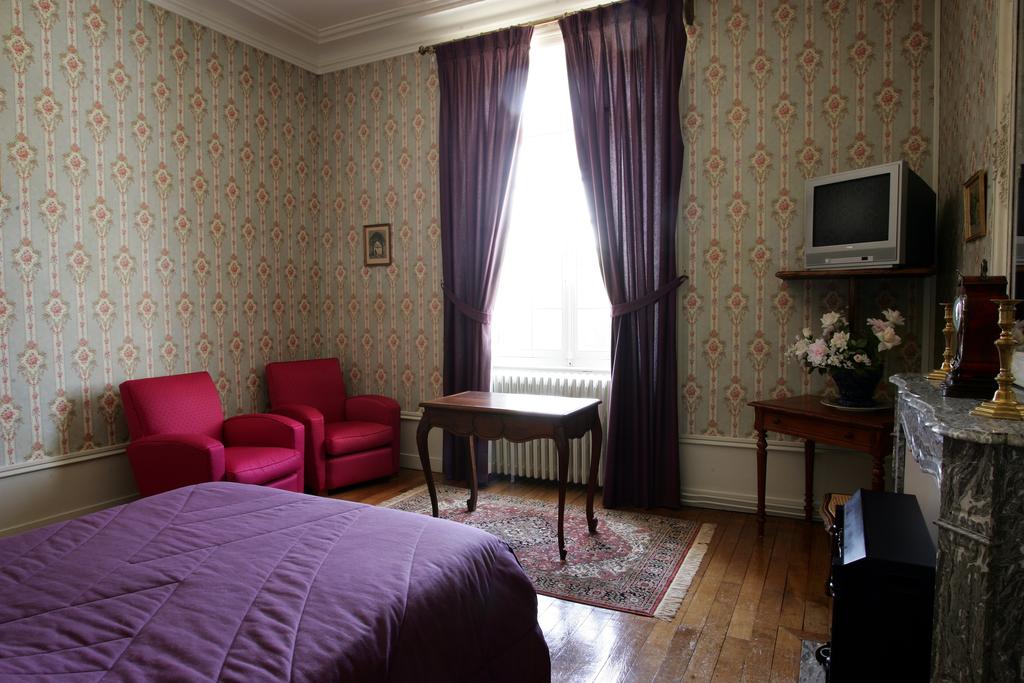 Chateau De Montbraye 13099982 79