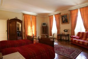 Chateau De Montbraye 13100352 81